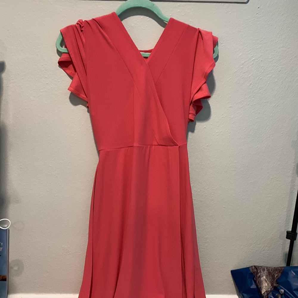 has a slit in it
